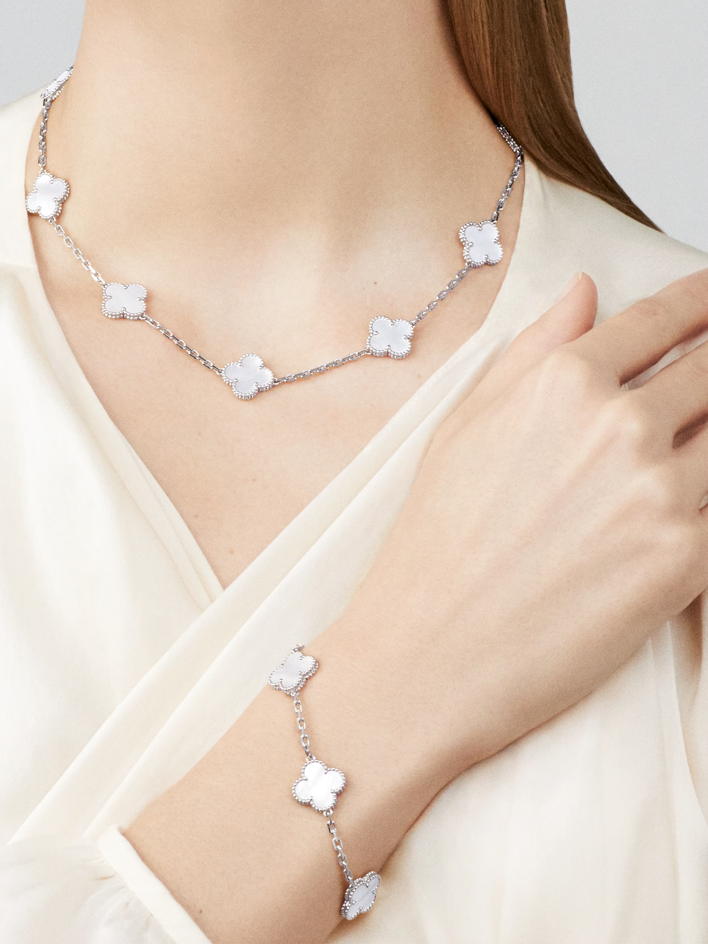 Bracciale Clover bianco madreperla