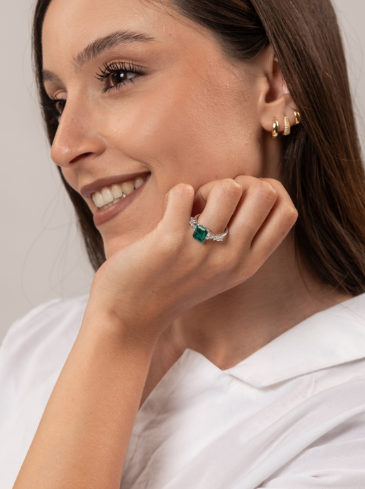 Anello Pietra Quadra Verde in argento Sterling 925