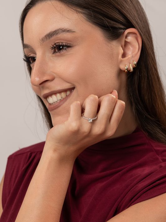 Anello Pietra Solitaria in argento Sterling 925