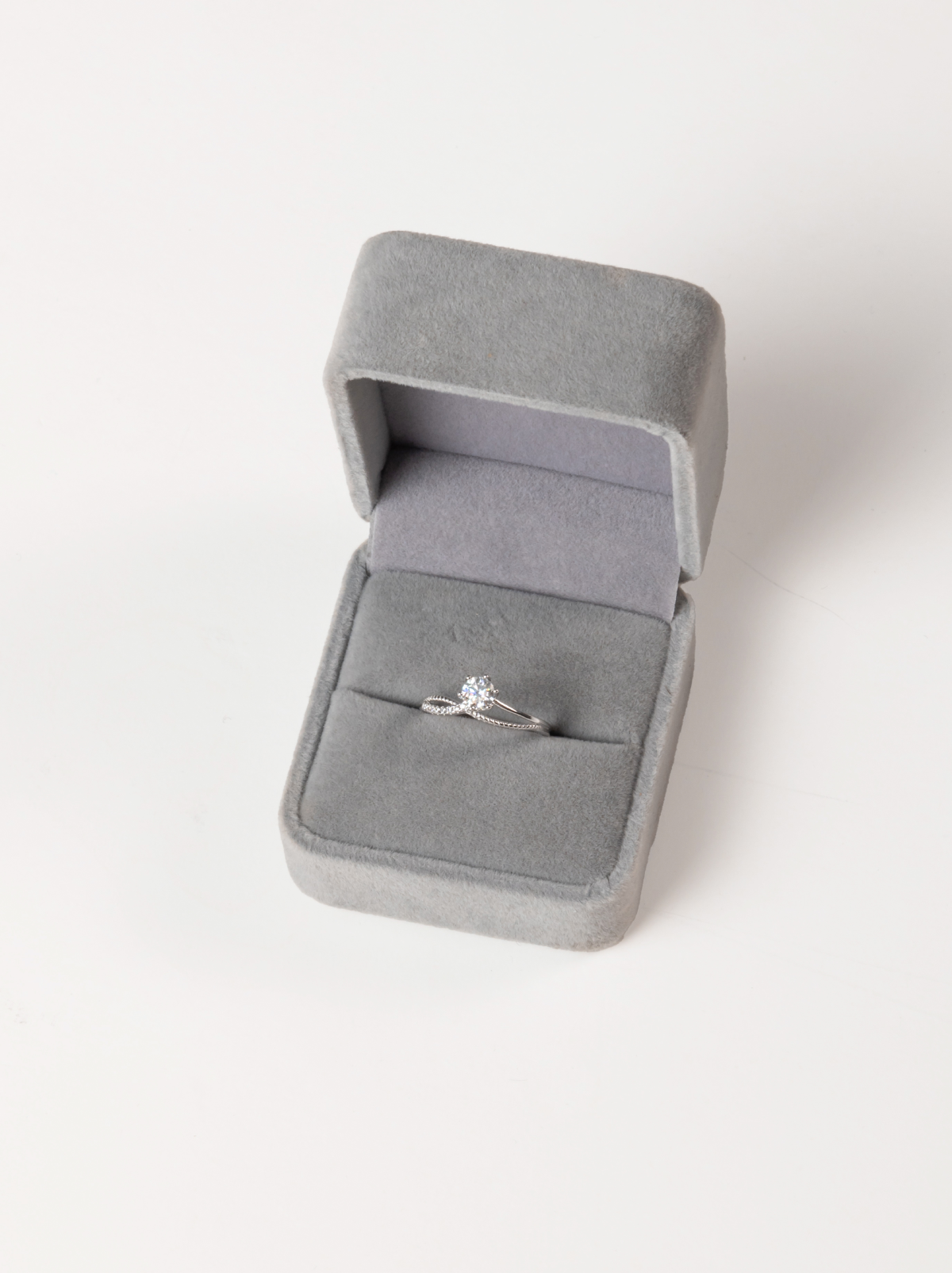 Anello A Fasce Intrecciate in argento Sterling 925