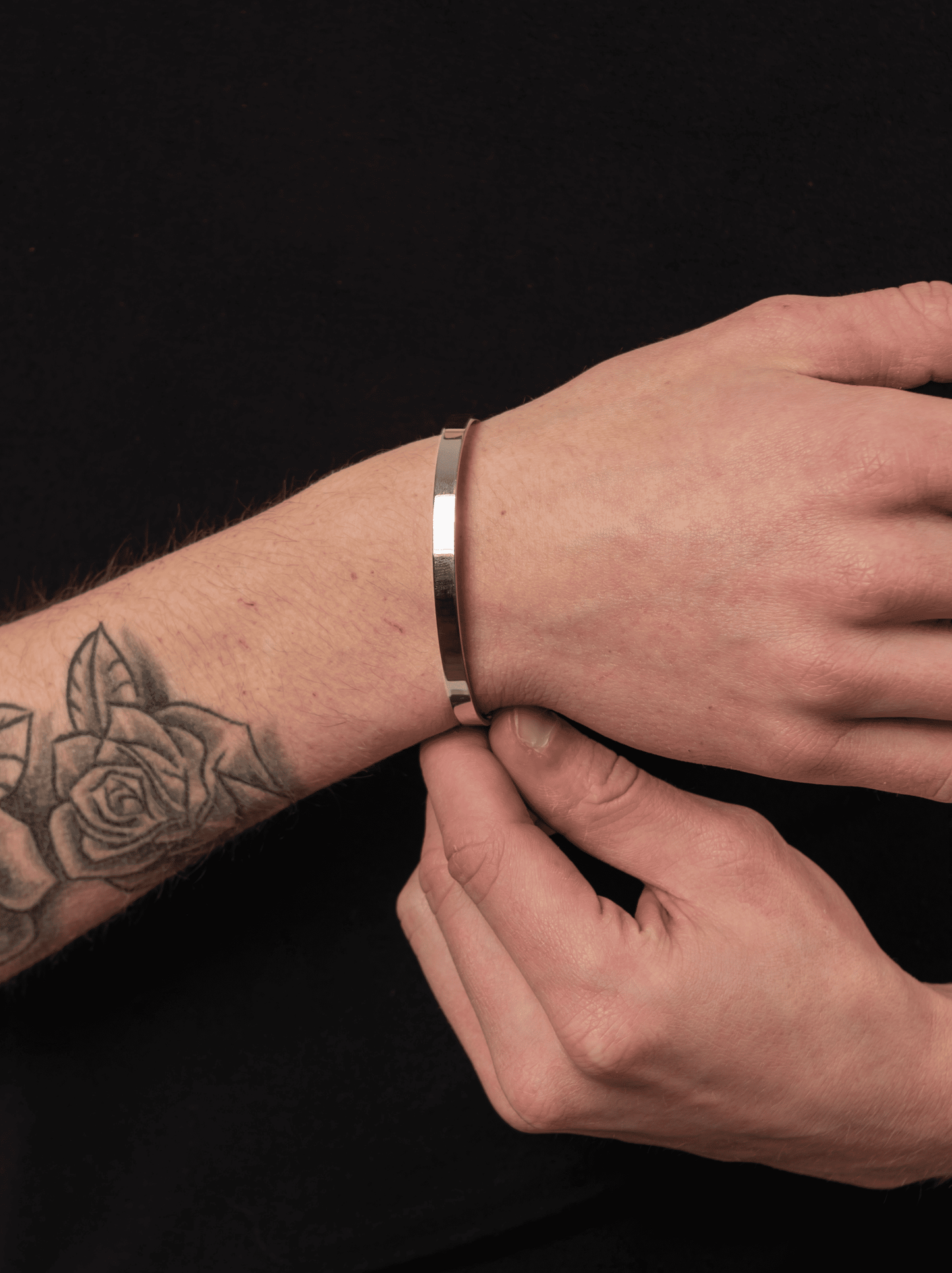 Silbernes Manschettenarmband