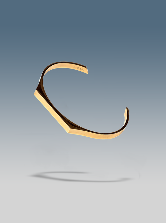 Goldenes Siegelarmband