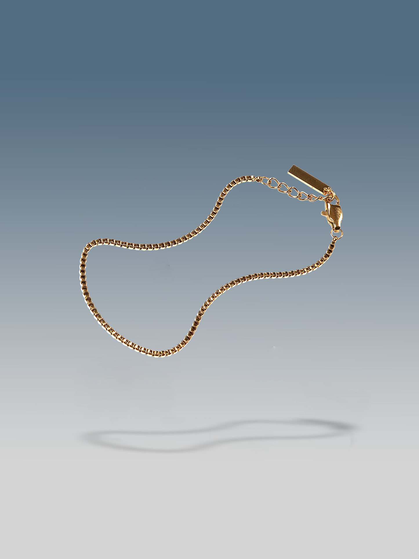 Minimalistisches Gold-Box-Armband