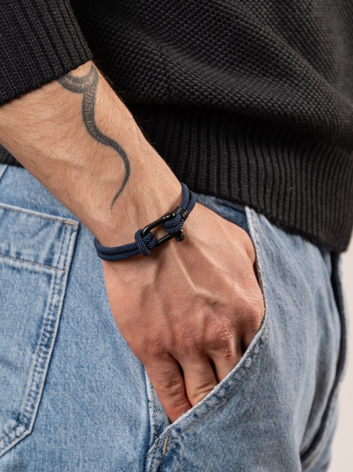 Seilarmband blauer Knoten