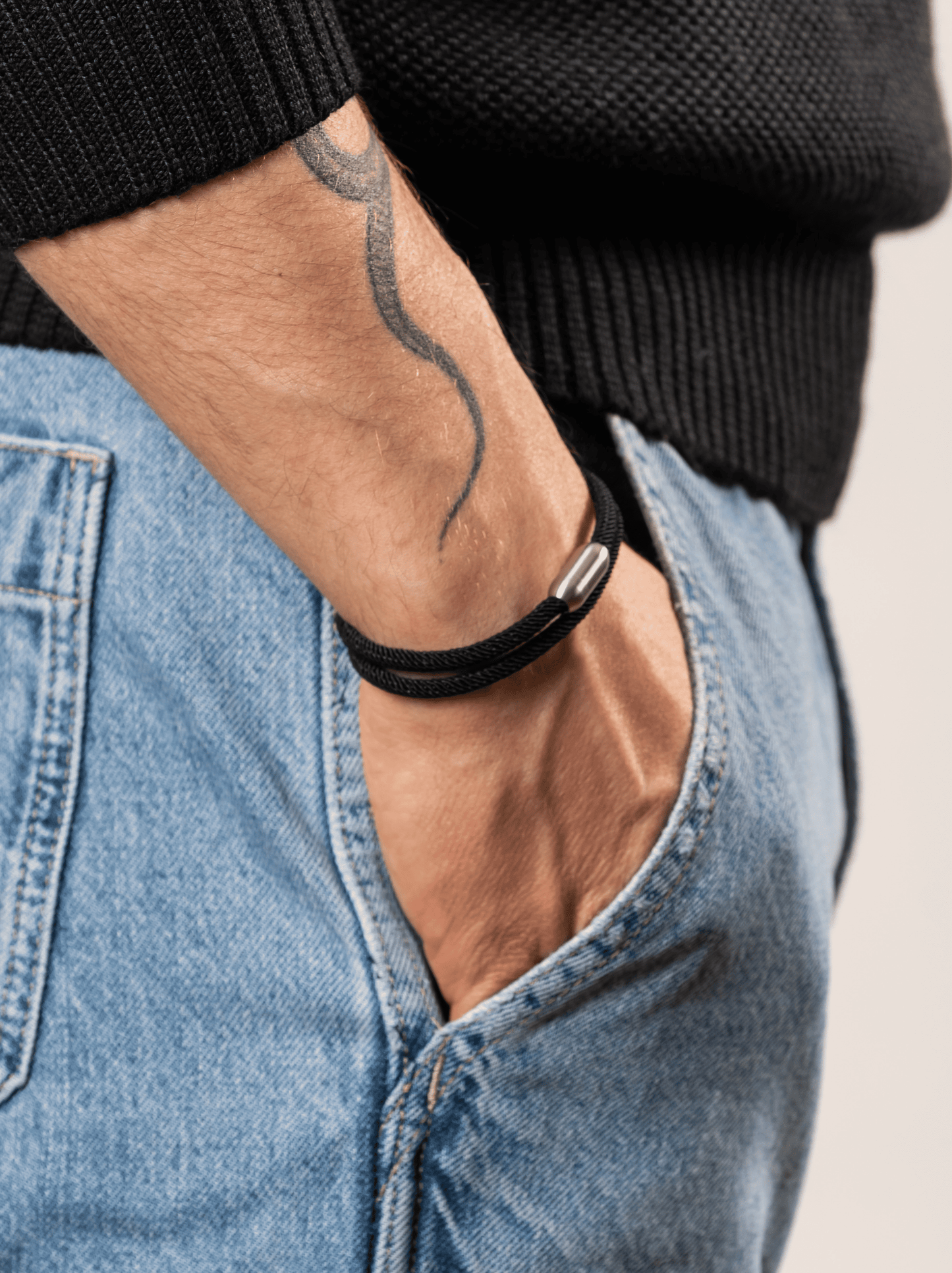 Schwarzes Seil-Magnetarmband